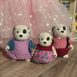 Li’l Woodzeez Dalmatian Family Figurines